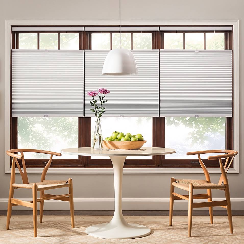Cordless Cellular Shade in White R722