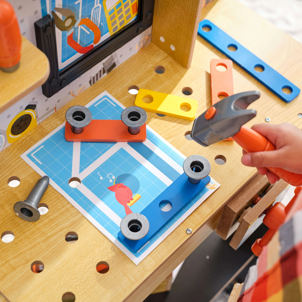 Wooden Play Workbench with 40+ Accessories and Working Drill Z3256