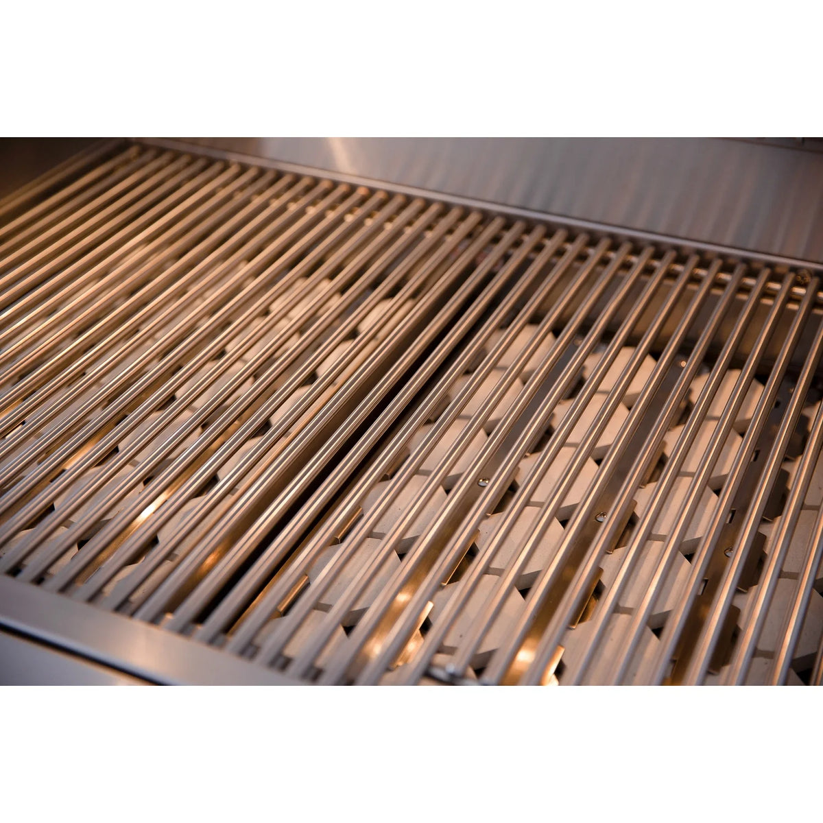 30" Built-in Gas Grill with Rotisserie Kit M44637