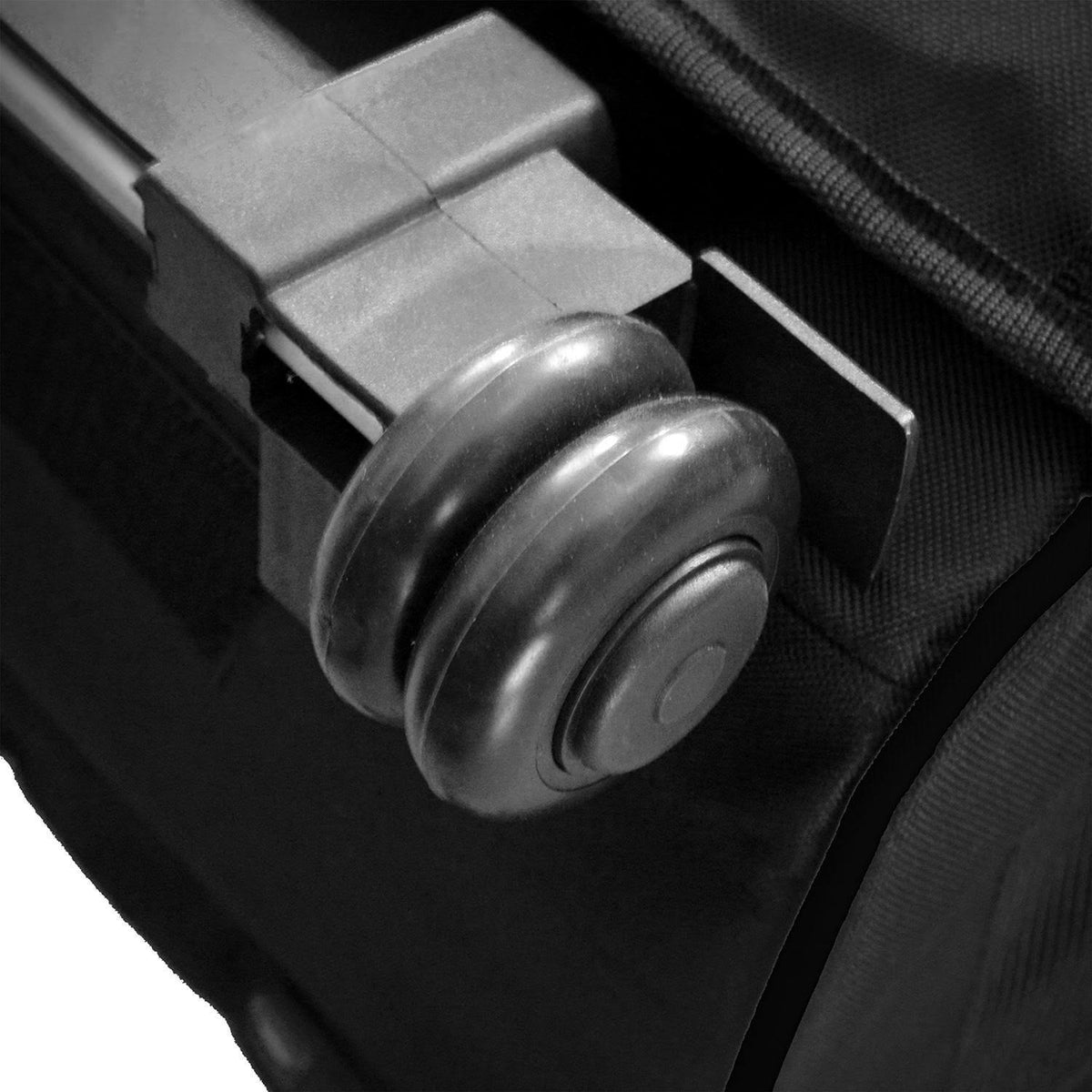 Pet Carrier with Wheels M99325