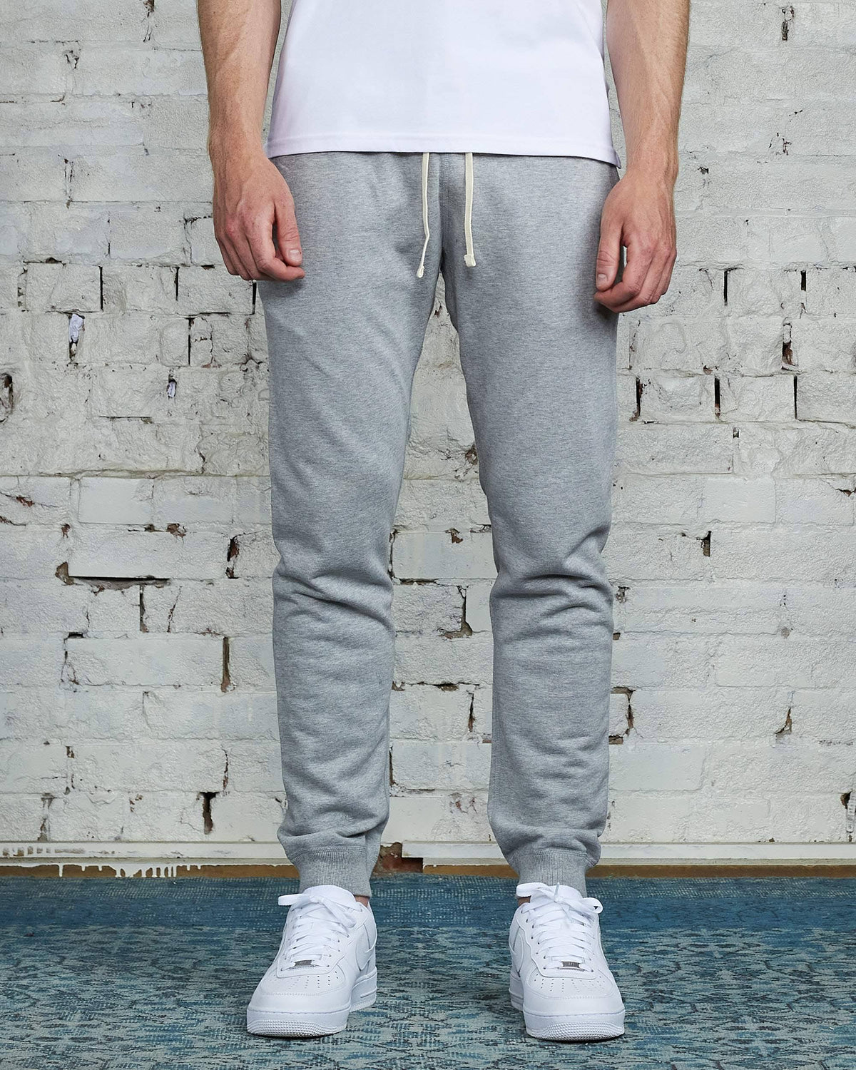 Slim Sweatpant Grey Medium F407