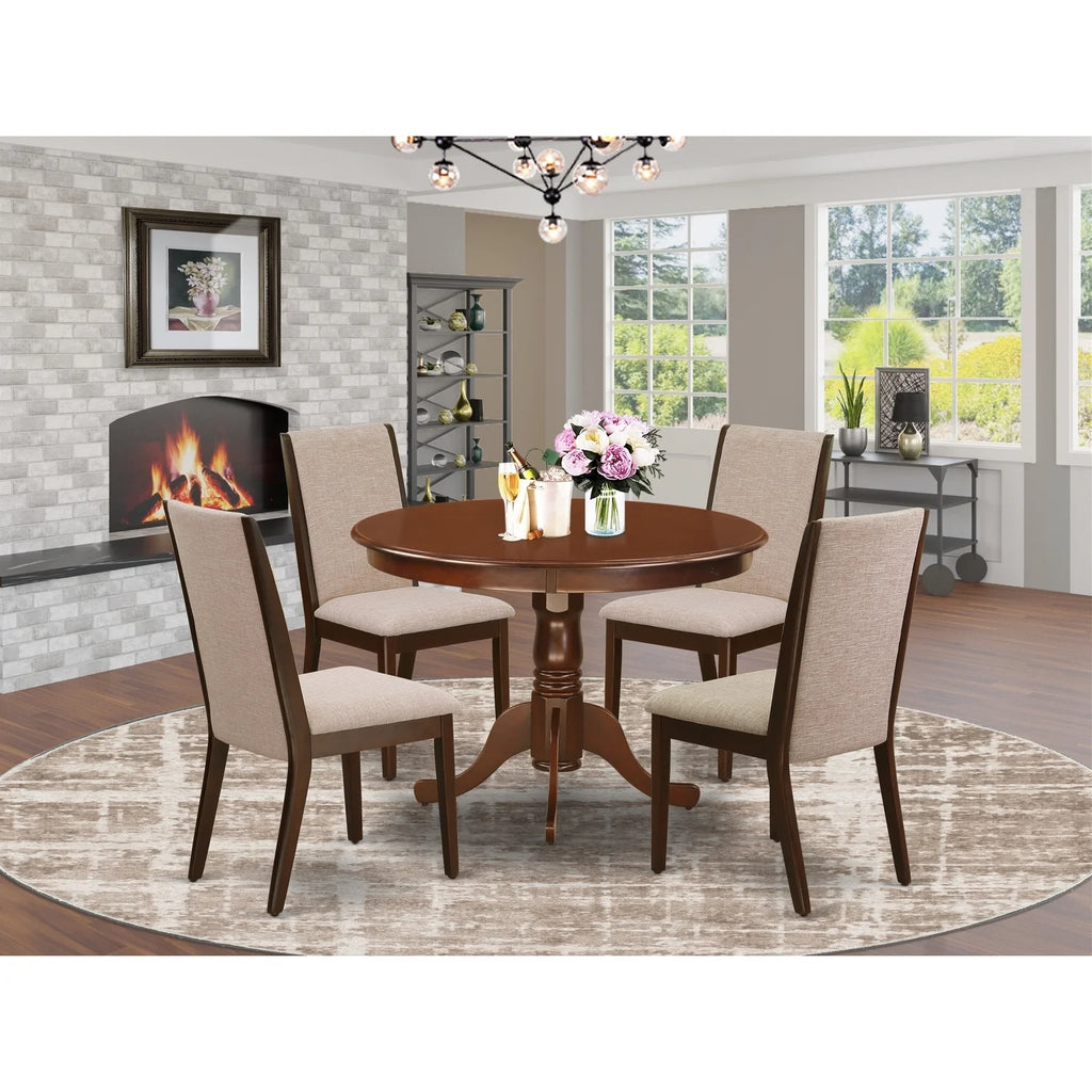 5-Piece Dining Room Table Set with 4 Chairs B968538