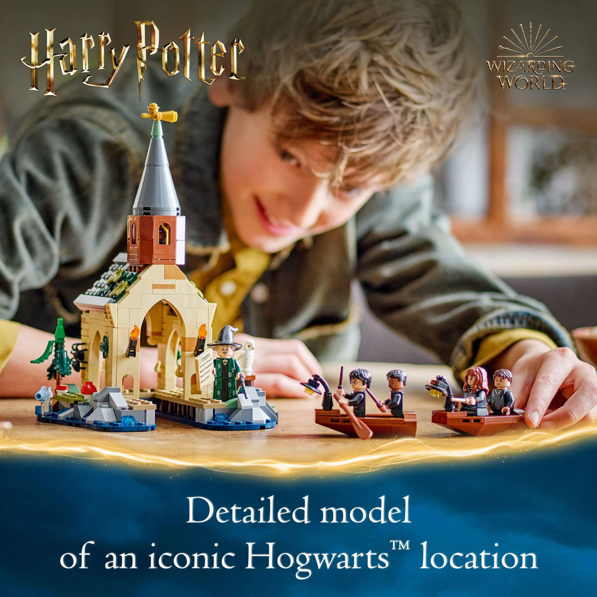 Hogwarts Castle Boathouse with 2 Buildable Boats and 5 Minifigures J433