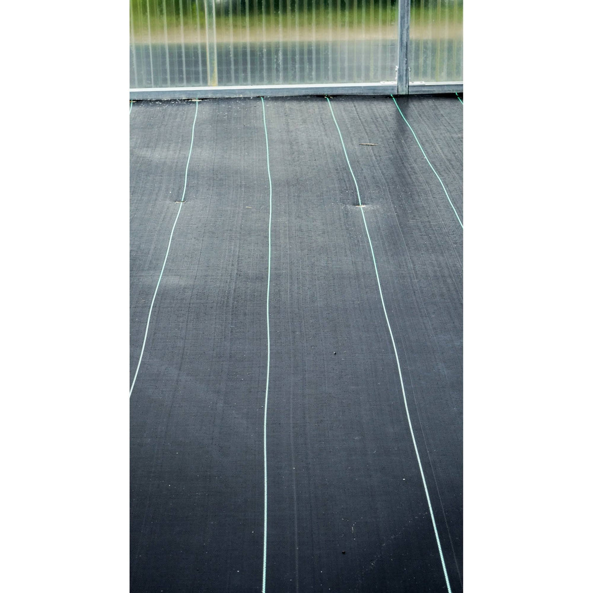 Black Commercial Landscaping Ground Cover M9119