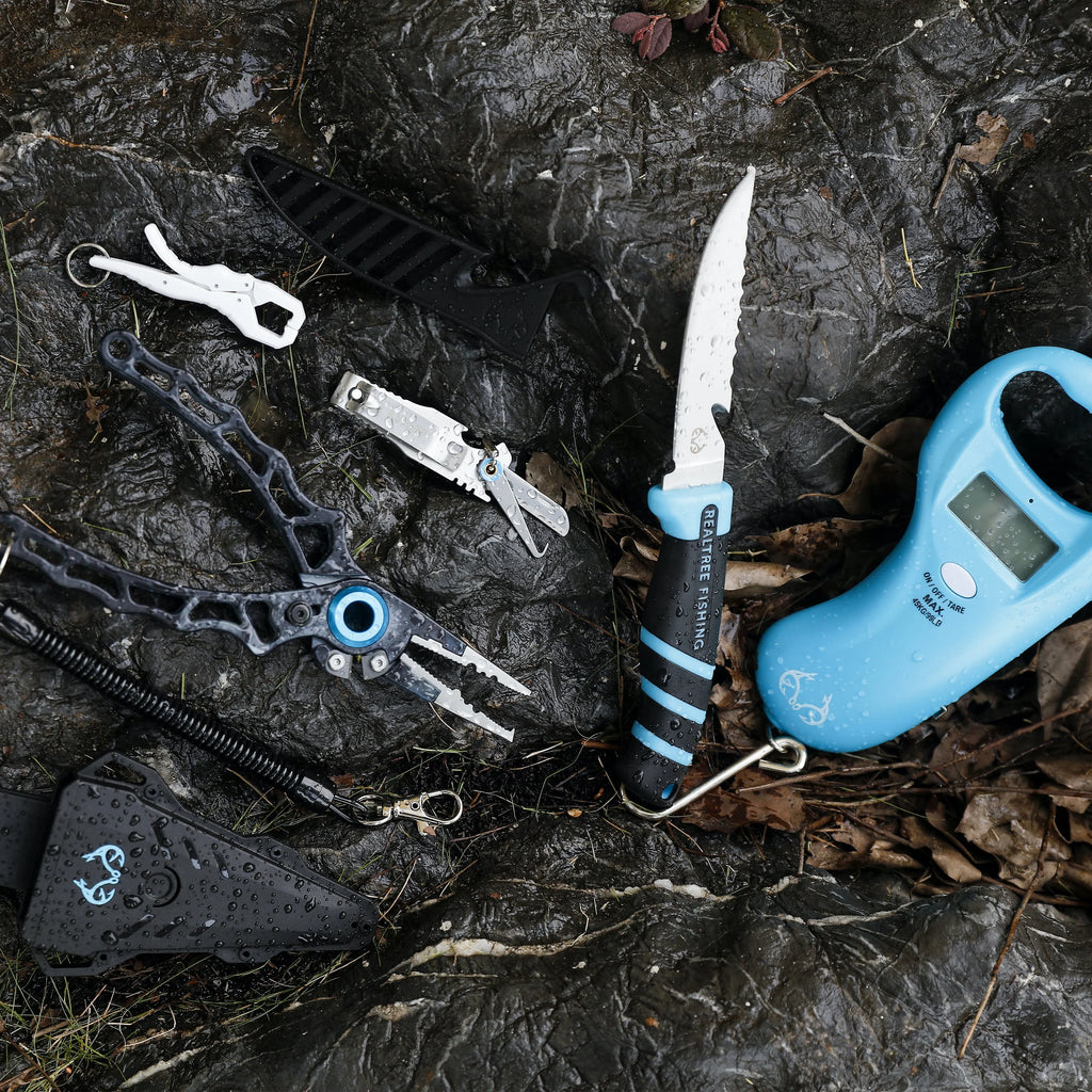 9 Pieces Fishing Pliers and Tools Kit M6711