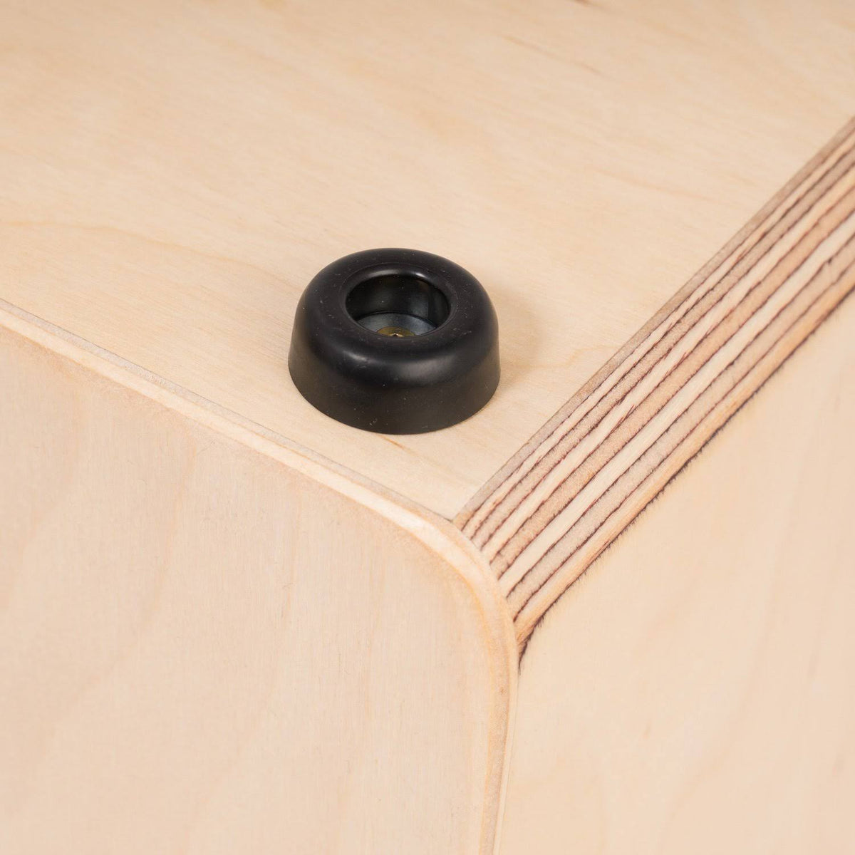 Black Cajon E929760